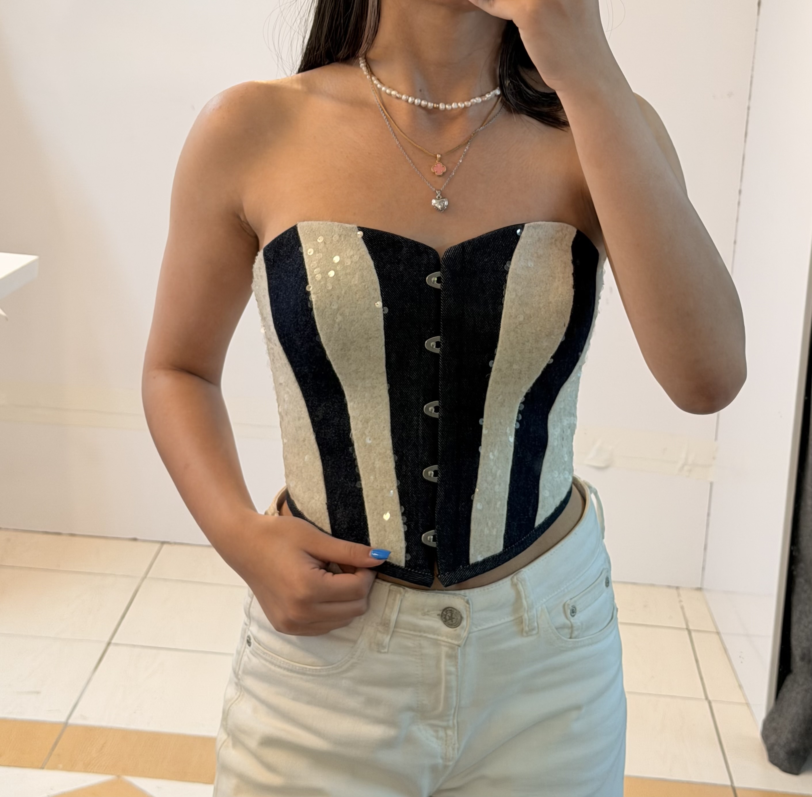 کرست زنانه LYRA WEAR ترکیب پارچه جین و فوتر با کاپ و فنر